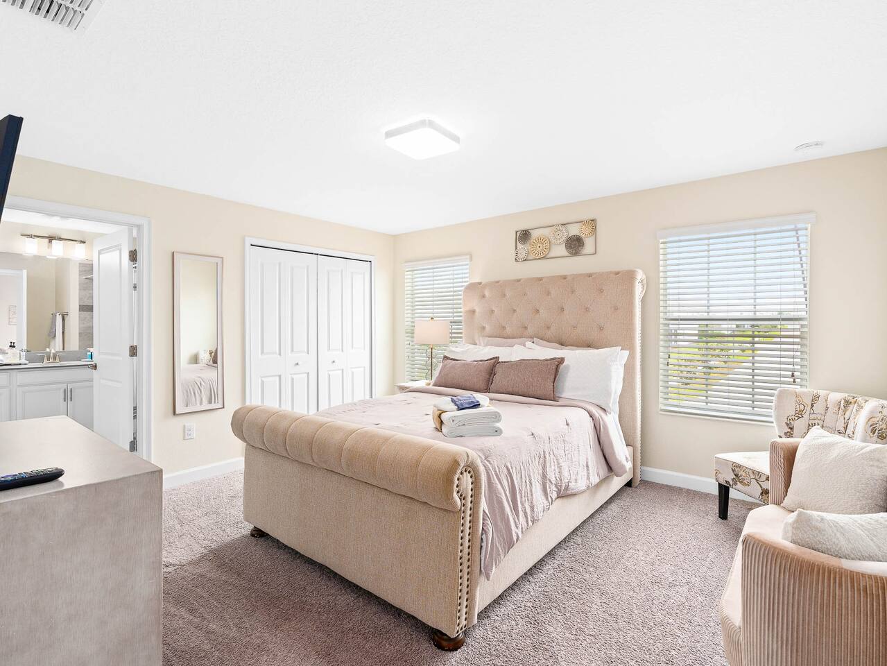 Queen Bedrooms