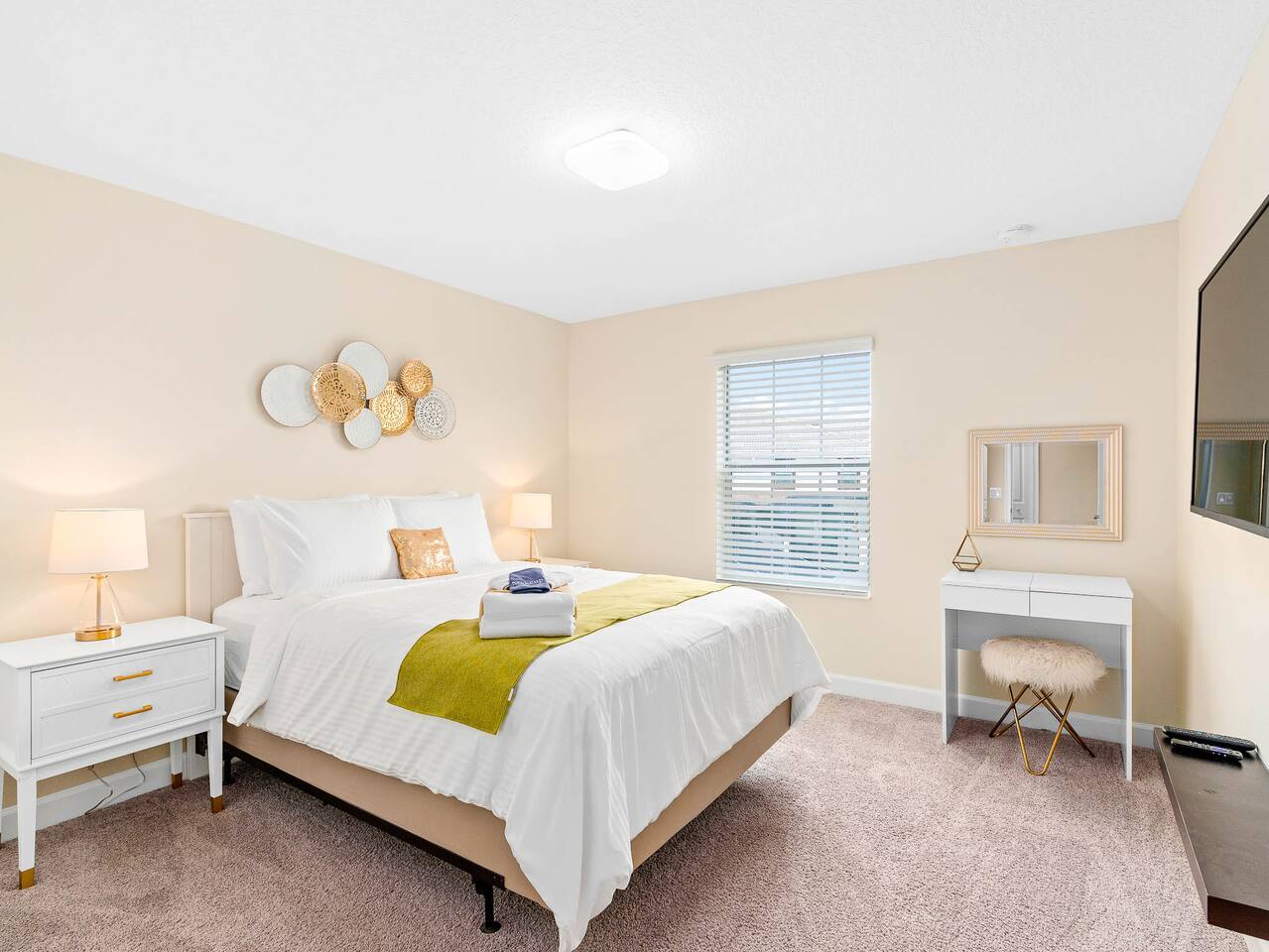 Bright and stylish retreat with plush bedding and serene views await your stay!