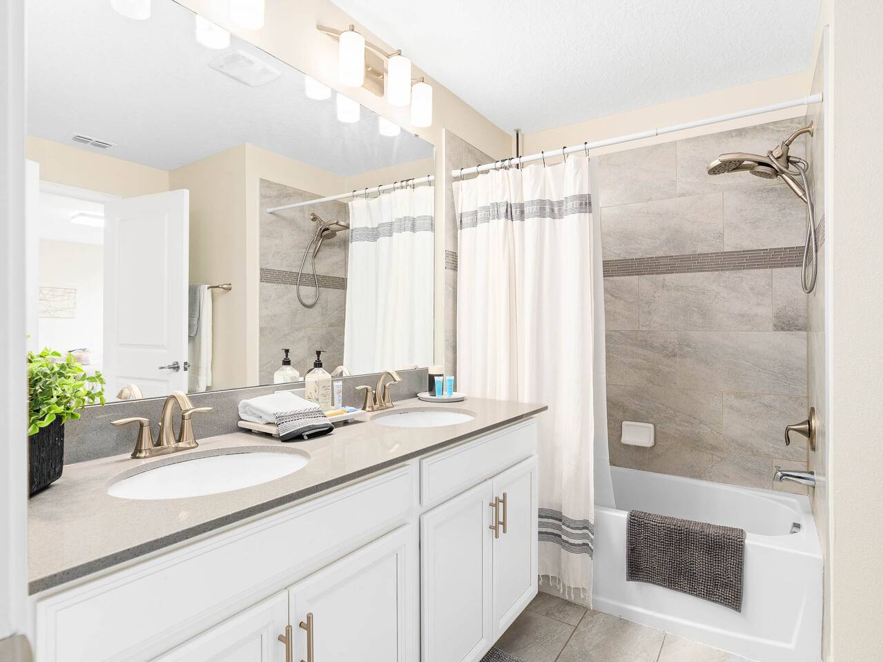 Bathrooms &amp; Laundry
