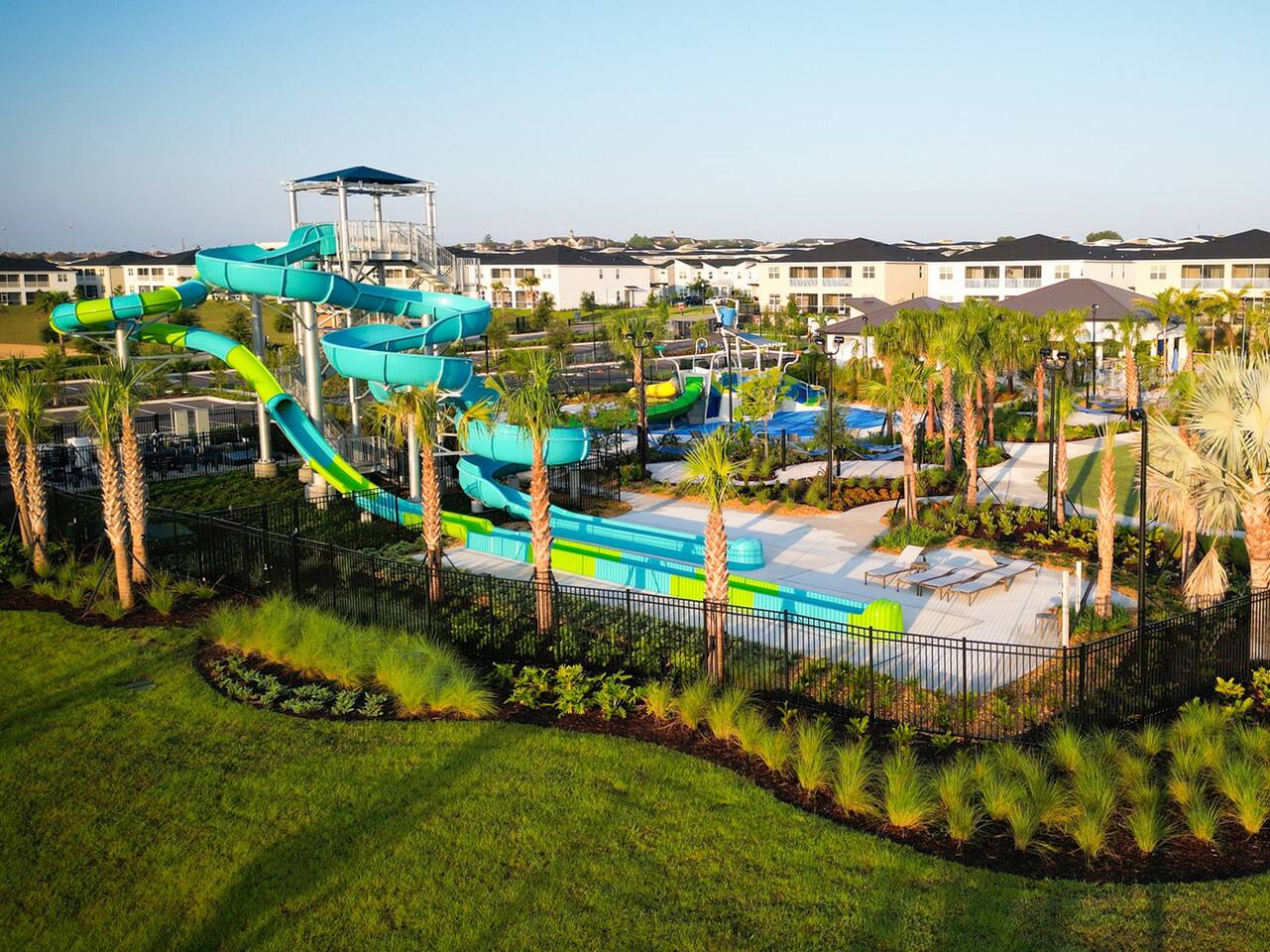 Oasis Club Waterpark &amp; Resort Pools