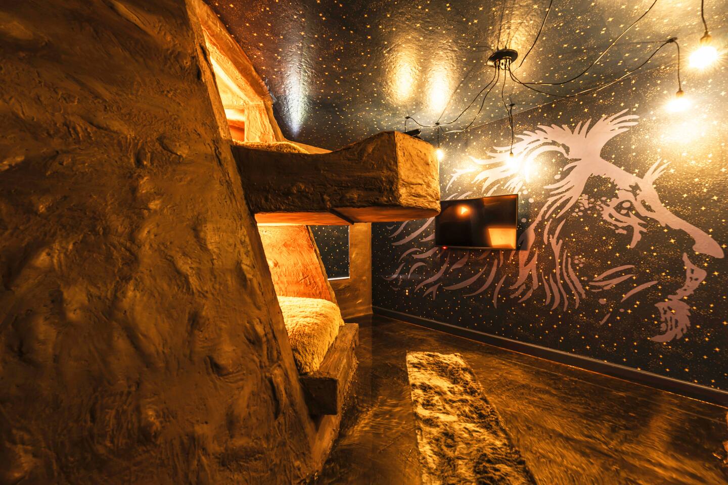 Lion King room