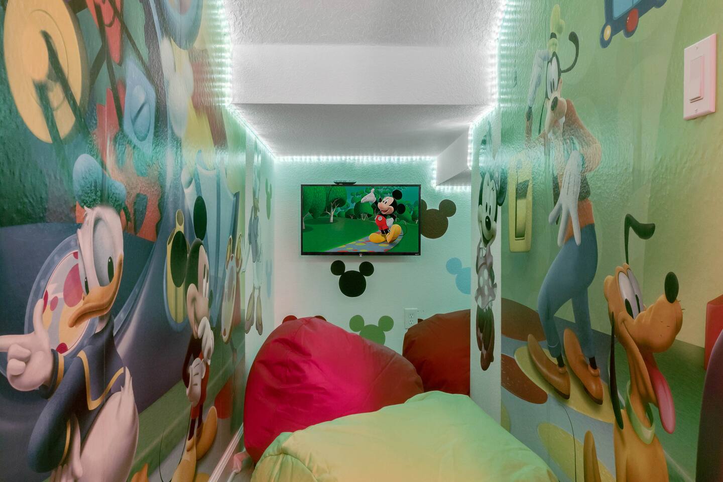Secret Mickey clubhouse