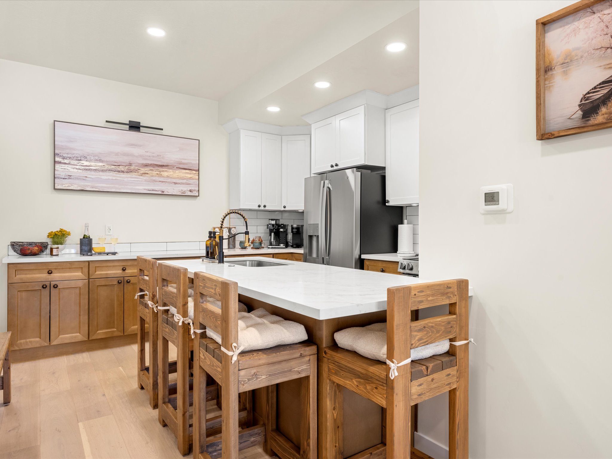 Kitchen &amp; Dining