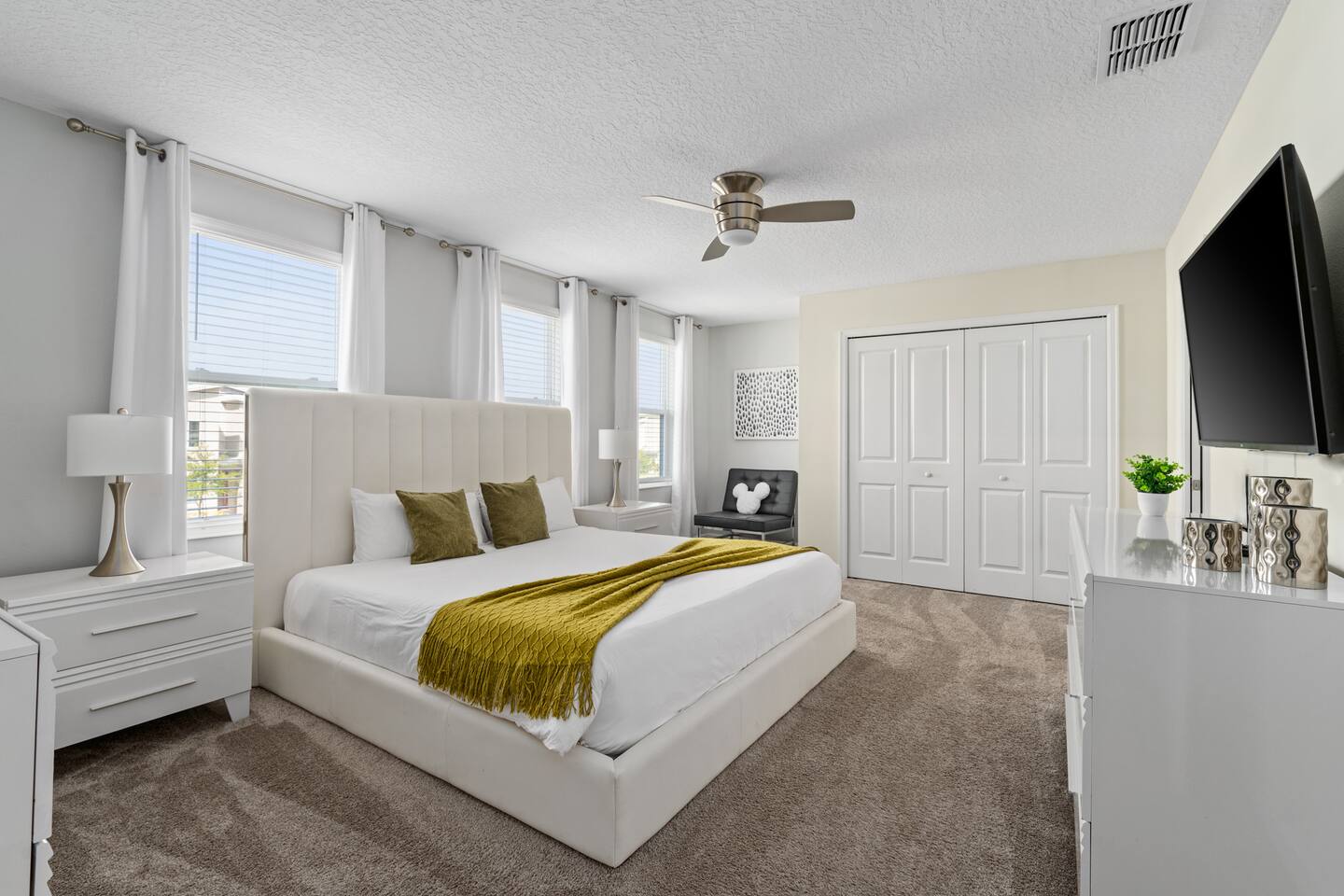 Mickey Master Suite