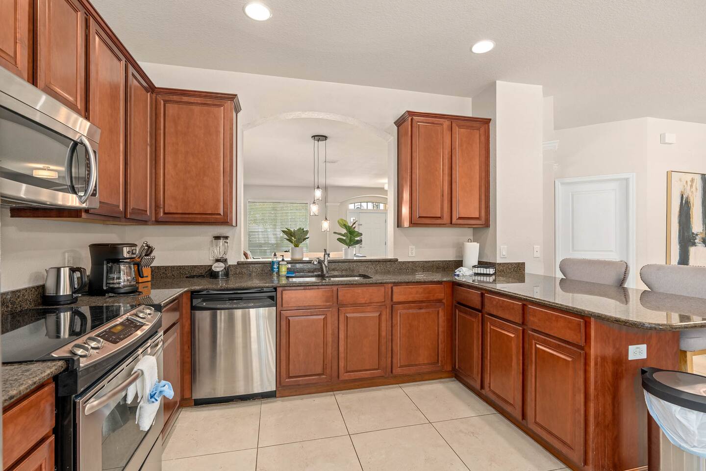 Kitchen &amp; Dining
