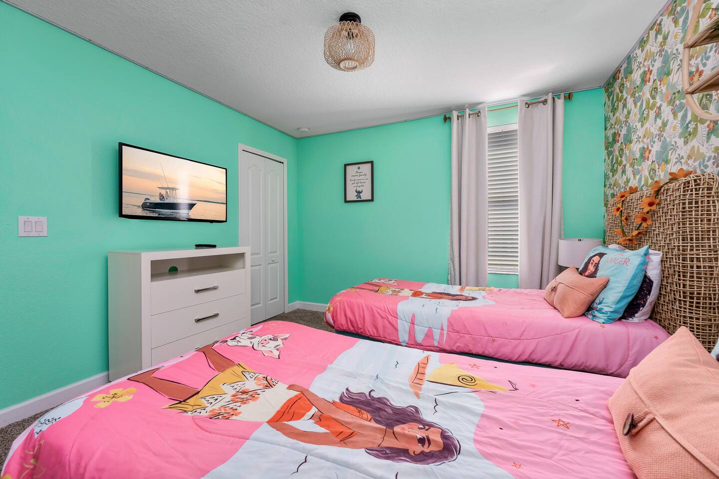 Tropical Escape | Dive into Island Adventure in This Colorful Moana-Inspired Twi